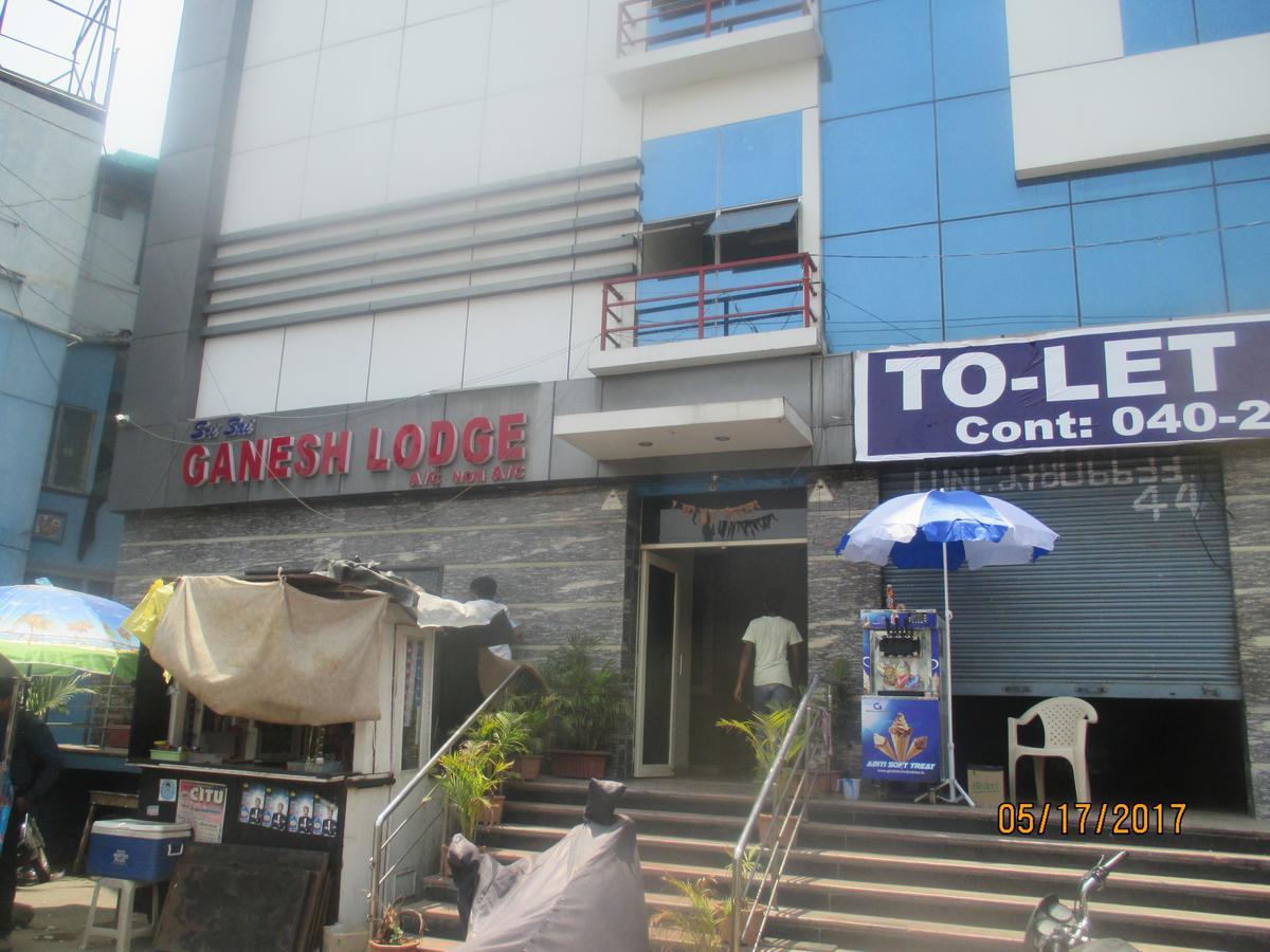 Sri Sai Ganesh Lodge Hyderabad Exterior foto